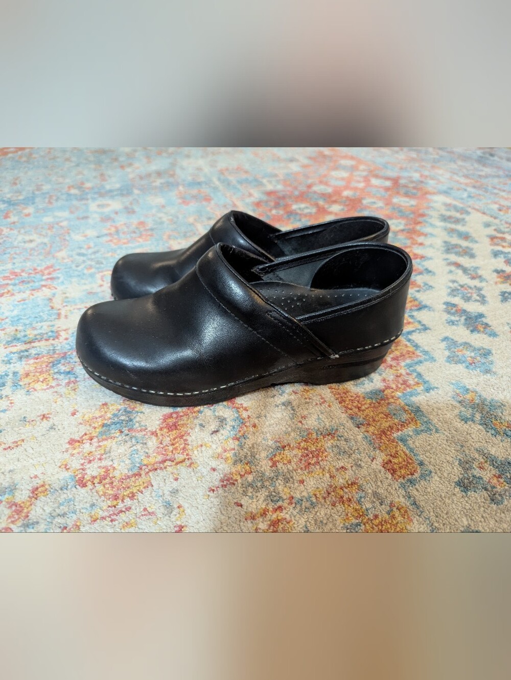 Dansko Professional Black Cabrio Leather Clogs Size 39 Women's 8.5/9 FLAWS